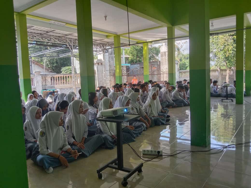 SMA PGRI Purwoharjo Gelar Nobar Webinar “Cakap Digital dengan Bijak Bermain Game”, Gen Z Diajak Menjadi Gamer Cerdas dan Bertanggung Jawab!